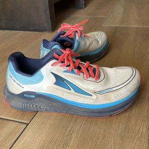 Altra Paradigm 6, Size 8